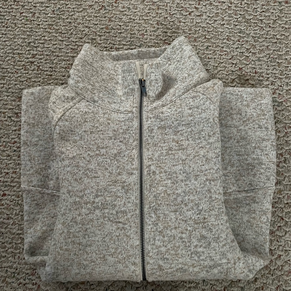 zip up - Picture 2 of 3